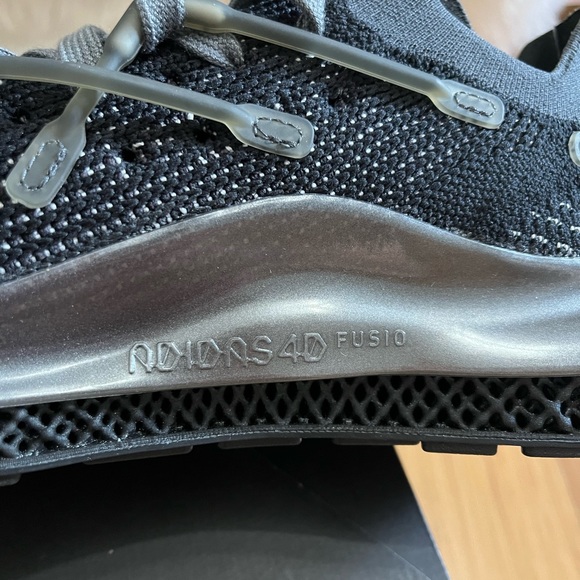 Adidas 4D Fusio men size 7.5